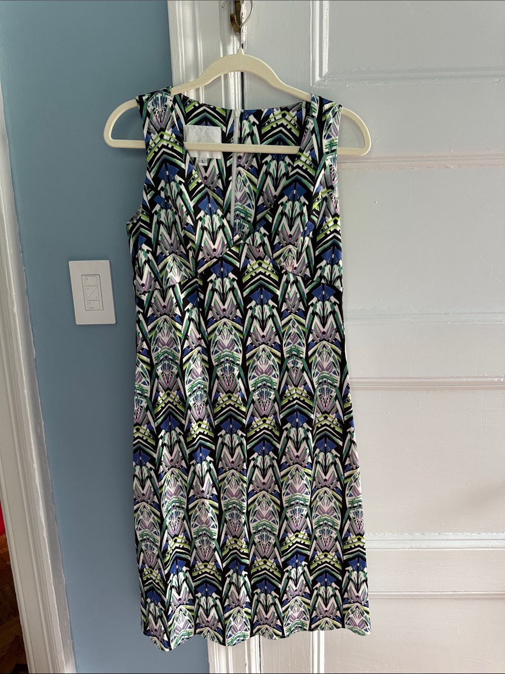 Sleeveless Geo-Print Midi Dress in Blue, Green & White